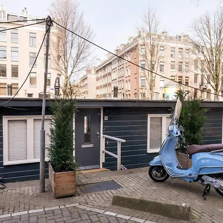 Vakantiehuis Luxury Houseboat-apartment Lady Jane Amsterdam