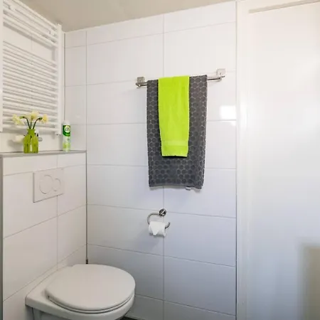 Hébergement de vacances Luxury Houseboat-apartment Lady Jane *