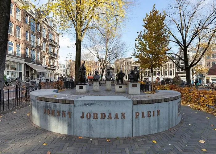Luxury Houseboat-apartment Lady Jane Hébergement de vacances Amsterdam